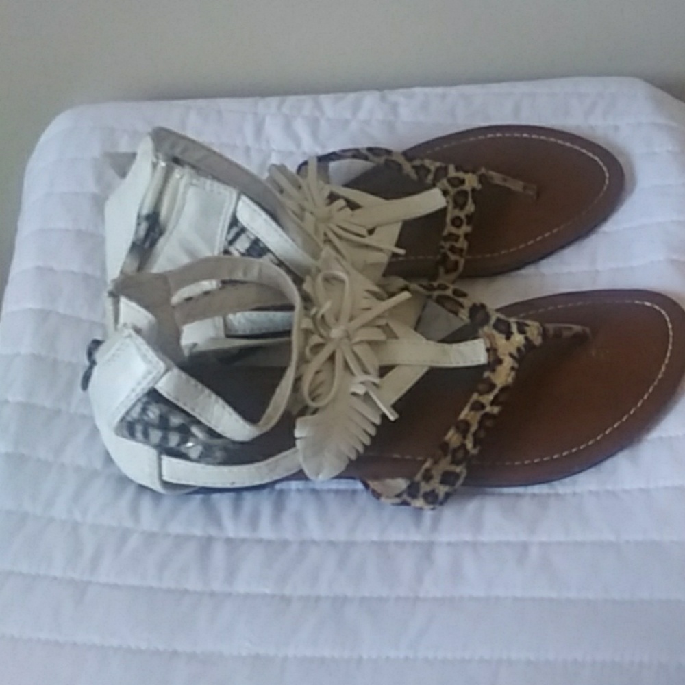 Sandals - Picture 2 of 2